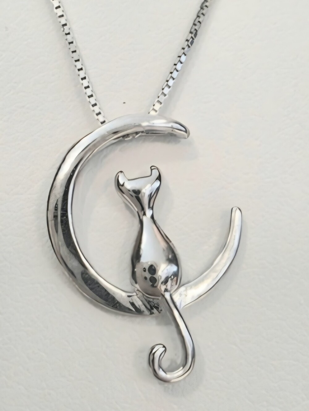 Silver Cat on Crescent Moon Pendant Box Chain Necklace Pet Lover Jewelry Sz 16"